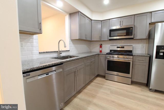 97 WYNDHAM PL, Robbinsville, NJ 08691