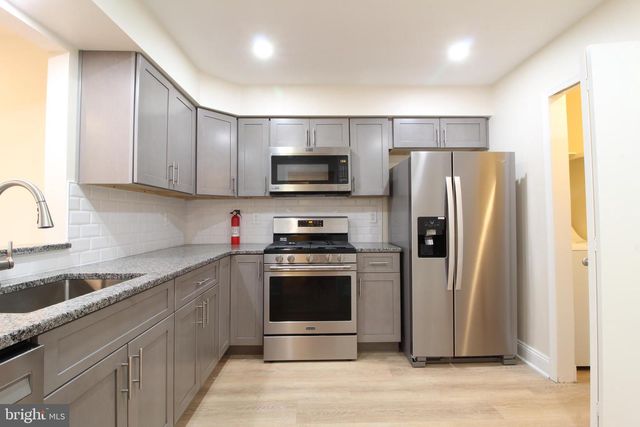 97 WYNDHAM PL, Robbinsville, NJ 08691