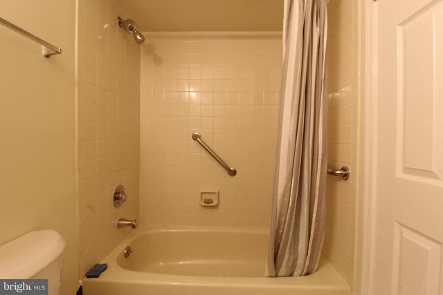 97 WYNDHAM PL, Robbinsville, NJ 08691