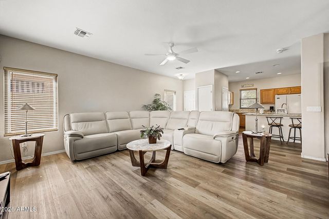 28189 N QUARTZ Drive, San Tan Valley, AZ 85143