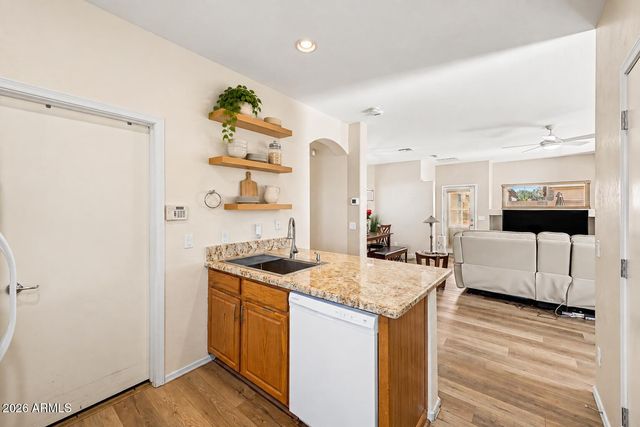 28189 N QUARTZ Drive, San Tan Valley, AZ 85143