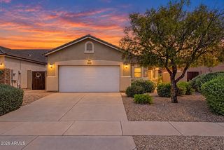 28189 N QUARTZ Drive, San Tan Valley, AZ 85143