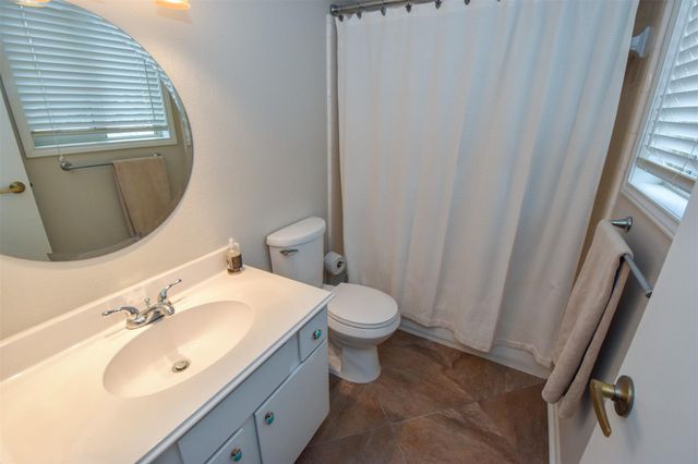 1426 Chardonnay Drive, Houston, TX 77077