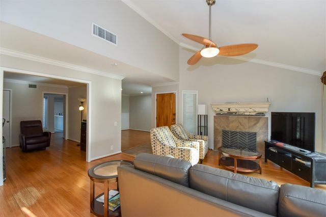 1426 Chardonnay Drive, Houston, TX 77077