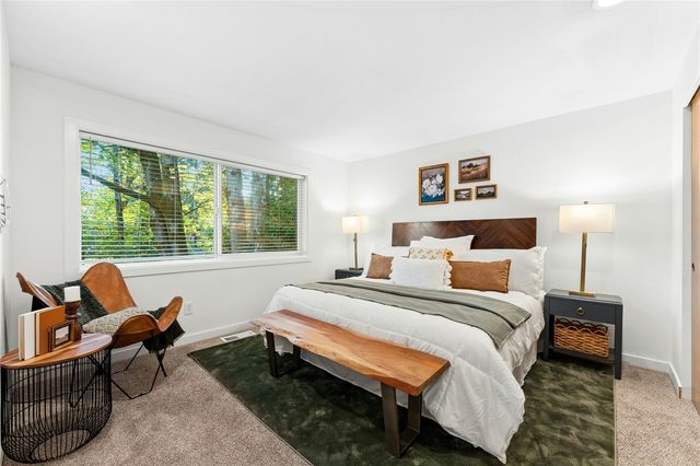 10004 Beacon Avenue, Seattle, WA 98178