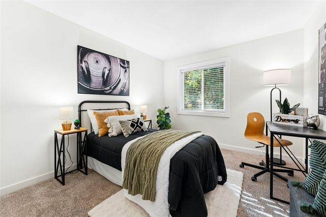 10004 Beacon Avenue, Seattle, WA 98178