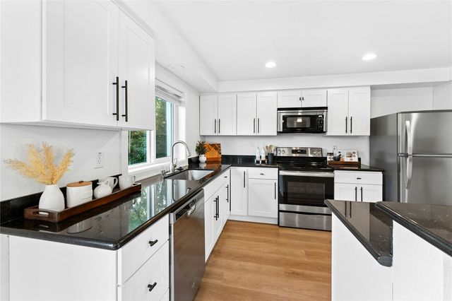 10004 Beacon Avenue, Seattle, WA 98178