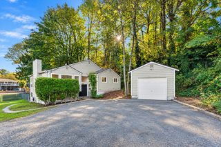 10004 Beacon Avenue, Seattle, WA 98178