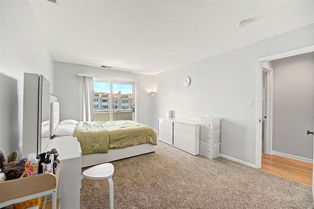 241-49 Oak Park Drive B, Little Neck, NY 11362