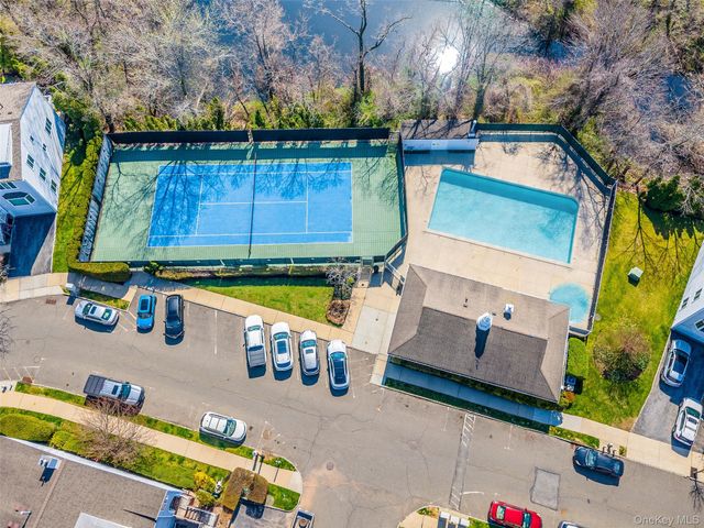241-49 Oak Park Drive B, Little Neck, NY 11362