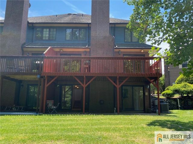 126 Mary Alice Court, Union Twp, NJ 07083