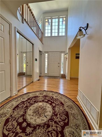 126 Mary Alice Court, Union Twp, NJ 07083