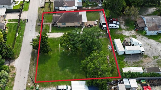 7926 Mendez Street, Houston, TX 77029