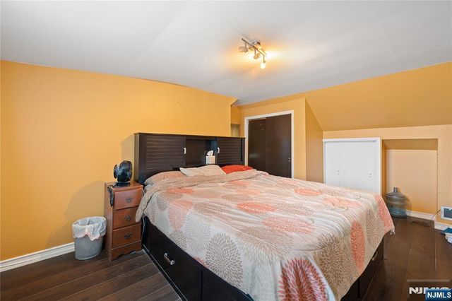 9 Leopold Terrace, Clifton, NJ 07011