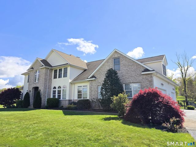 12 Copper Beech Drive, Middletown, CT 06457