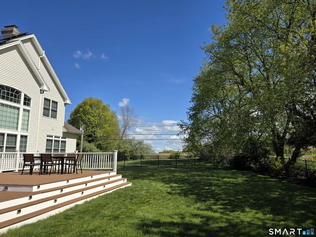 12 Copper Beech Drive, Middletown, CT 06457
