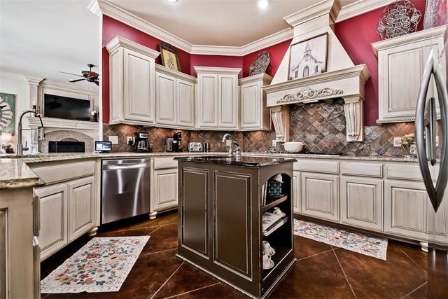 5913 Francis Fair Parkway, Springdale, AR 72762