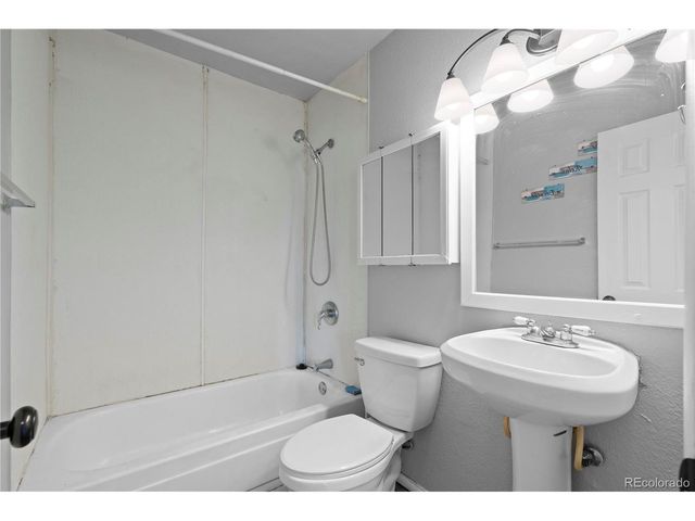 1712 S Hampton, Colorado Springs, CO 80906