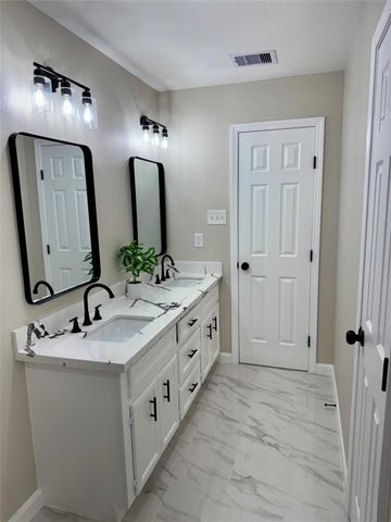 1714 Oaks Drive, Pasadena, TX 77502