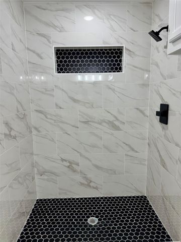 1714 Oaks Drive, Pasadena, TX 77502