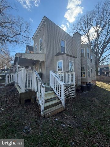 314 57TH ST NE, Washington, DC 20019