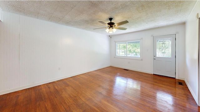 38 COUNTY ROAD 35, Chesapeake, OH 45619