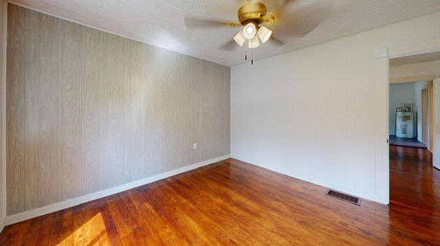38 COUNTY ROAD 35, Chesapeake, OH 45619