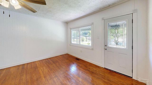 38 COUNTY ROAD 35, Chesapeake, OH 45619
