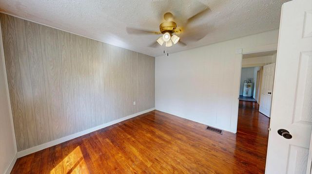 38 COUNTY ROAD 35, Chesapeake, OH 45619