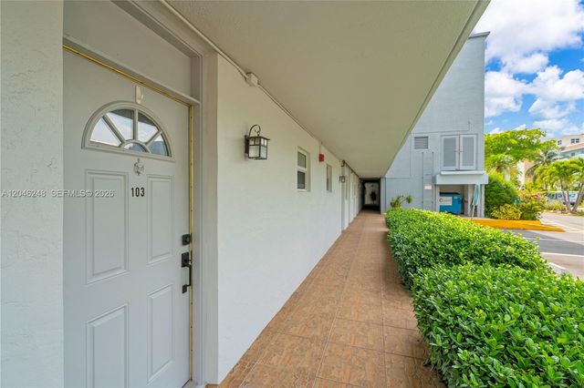 3849 NE 169th St 103, North Miami Beach, FL 33160