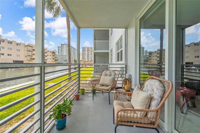3849 NE 169th St 103, North Miami Beach, FL 33160