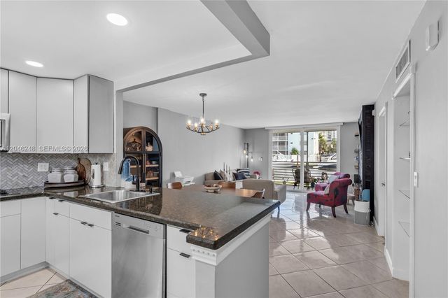 3849 NE 169th St 103, North Miami Beach, FL 33160
