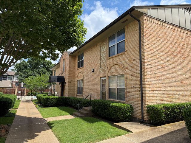 5835 Sandhurst Lane D, Dallas, TX 75206