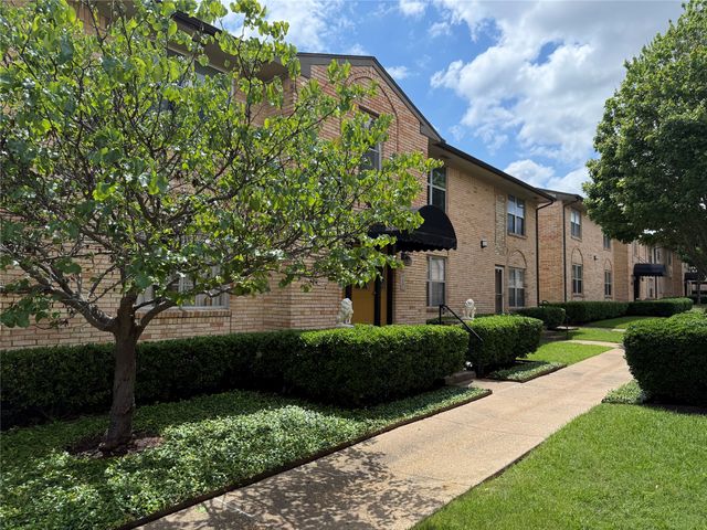 5835 Sandhurst Lane D, Dallas, TX 75206
