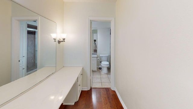 5835 Sandhurst Lane D, Dallas, TX 75206