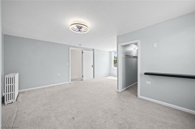 3230 E Wallings Road, Broadview Heights, OH 44147