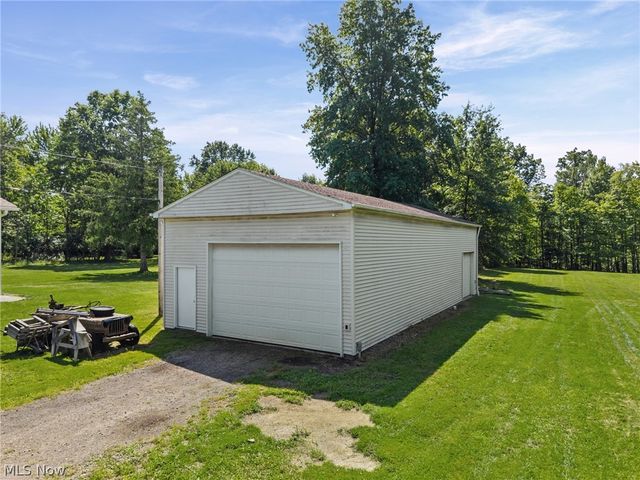 3230 E Wallings Road, Broadview Heights, OH 44147