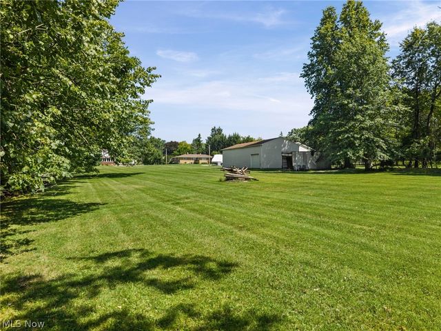 3230 E Wallings Road, Broadview Heights, OH 44147