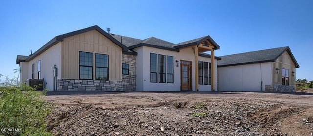 6035 Dusty Prints Road, Las Cruces, NM 88007