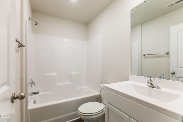 621 Howling Wind Drive, Zebulon, NC 27597