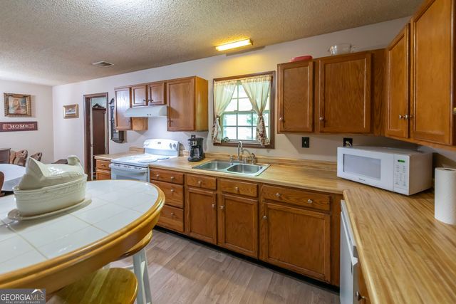 526 Susan Drive, Villa Rica, GA 30180