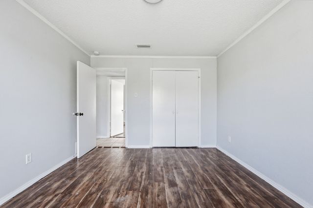 108 Pearly Top Drive, Glenn Heights, TX 75154