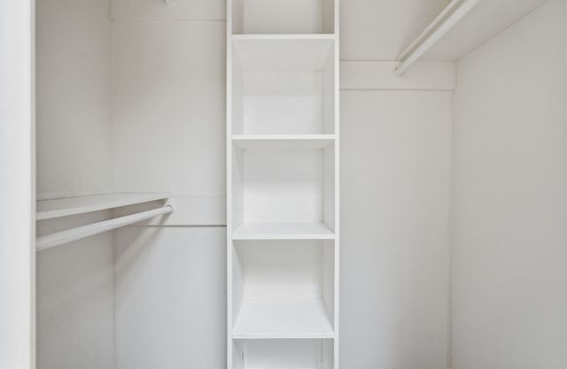 108 Pearly Top Drive, Glenn Heights, TX 75154