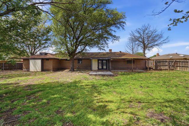 108 Pearly Top Drive, Glenn Heights, TX 75154