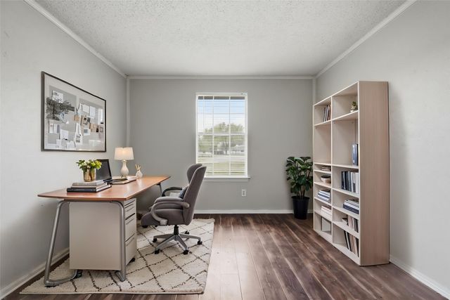 108 Pearly Top Drive, Glenn Heights, TX 75154