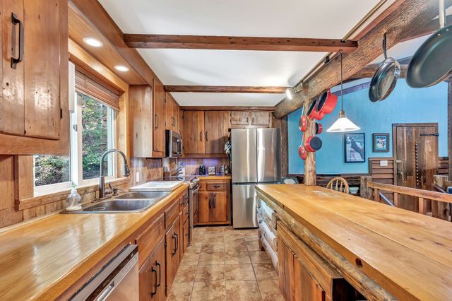 5311 Little Marrowbone Rd, Ashland City, TN 37015