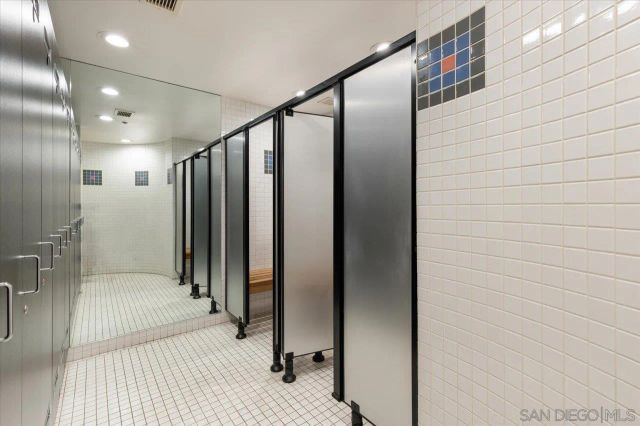 1133 1st Street 120, Coronado, CA 92118