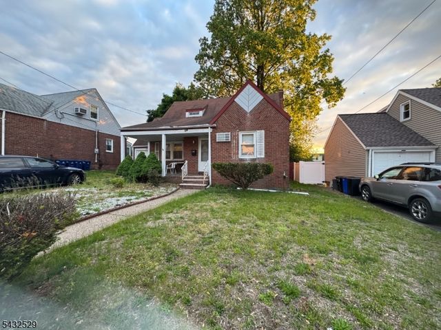 1 34Th St, Fair Lawn Boro, NJ 07410