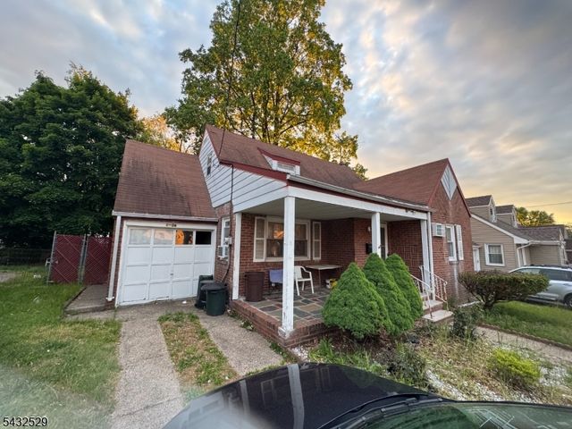 1 34Th St, Fair Lawn Boro, NJ 07410