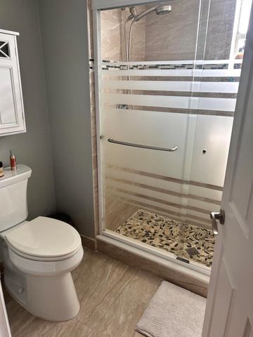 6698 10th Avenue N 408, Lake Worth, FL 33467